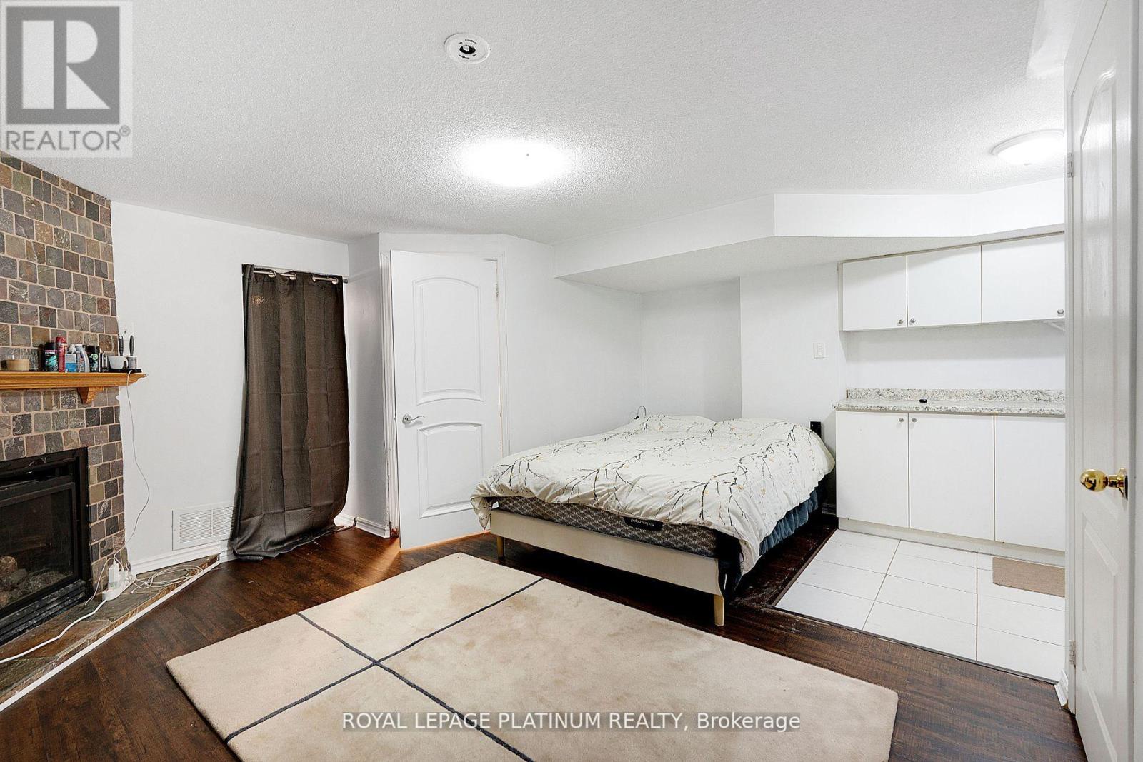 102 Bunchberry Way, Brampton (sandringham-wellington), Ontario