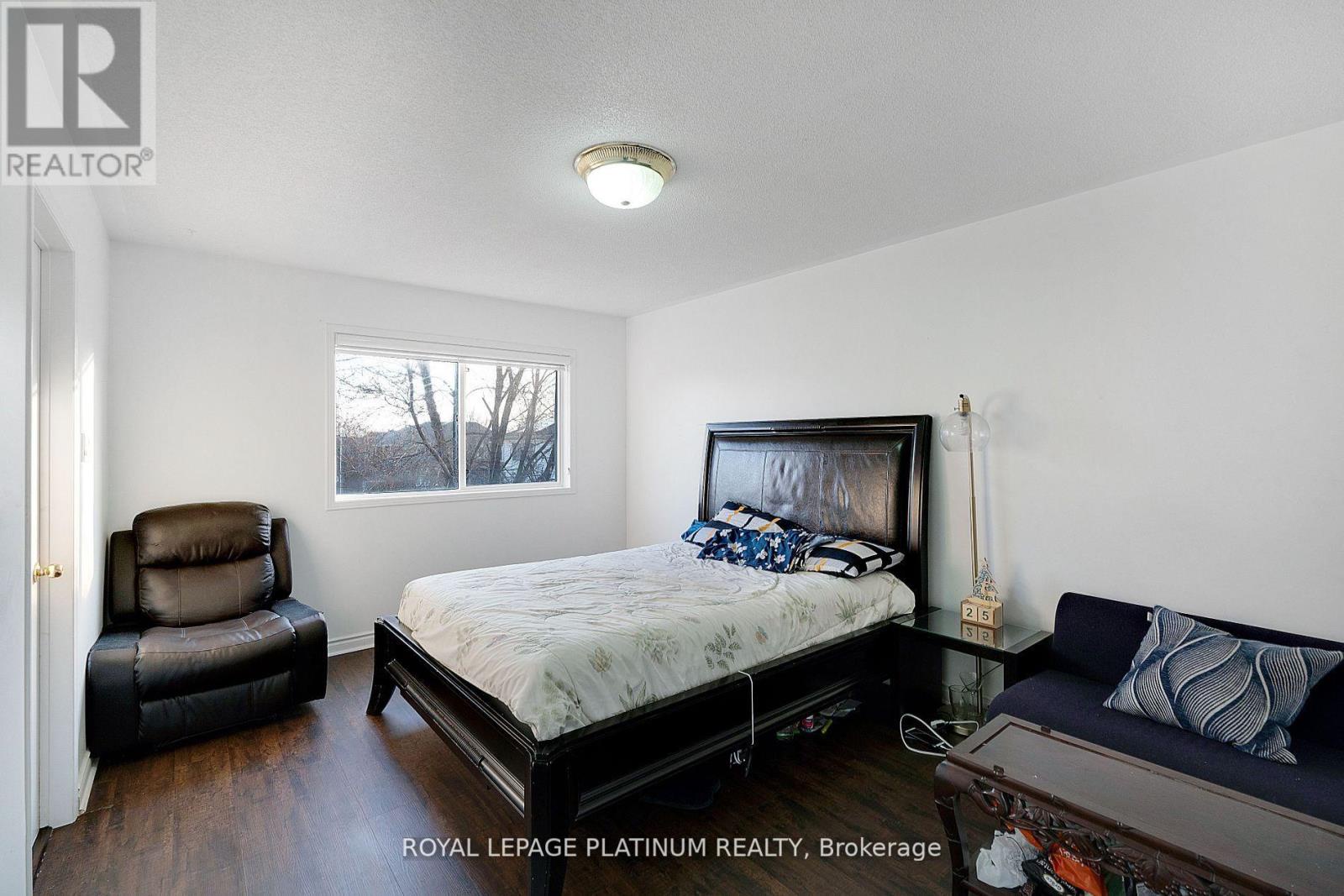 102 Bunchberry Way, Brampton (sandringham-wellington), Ontario