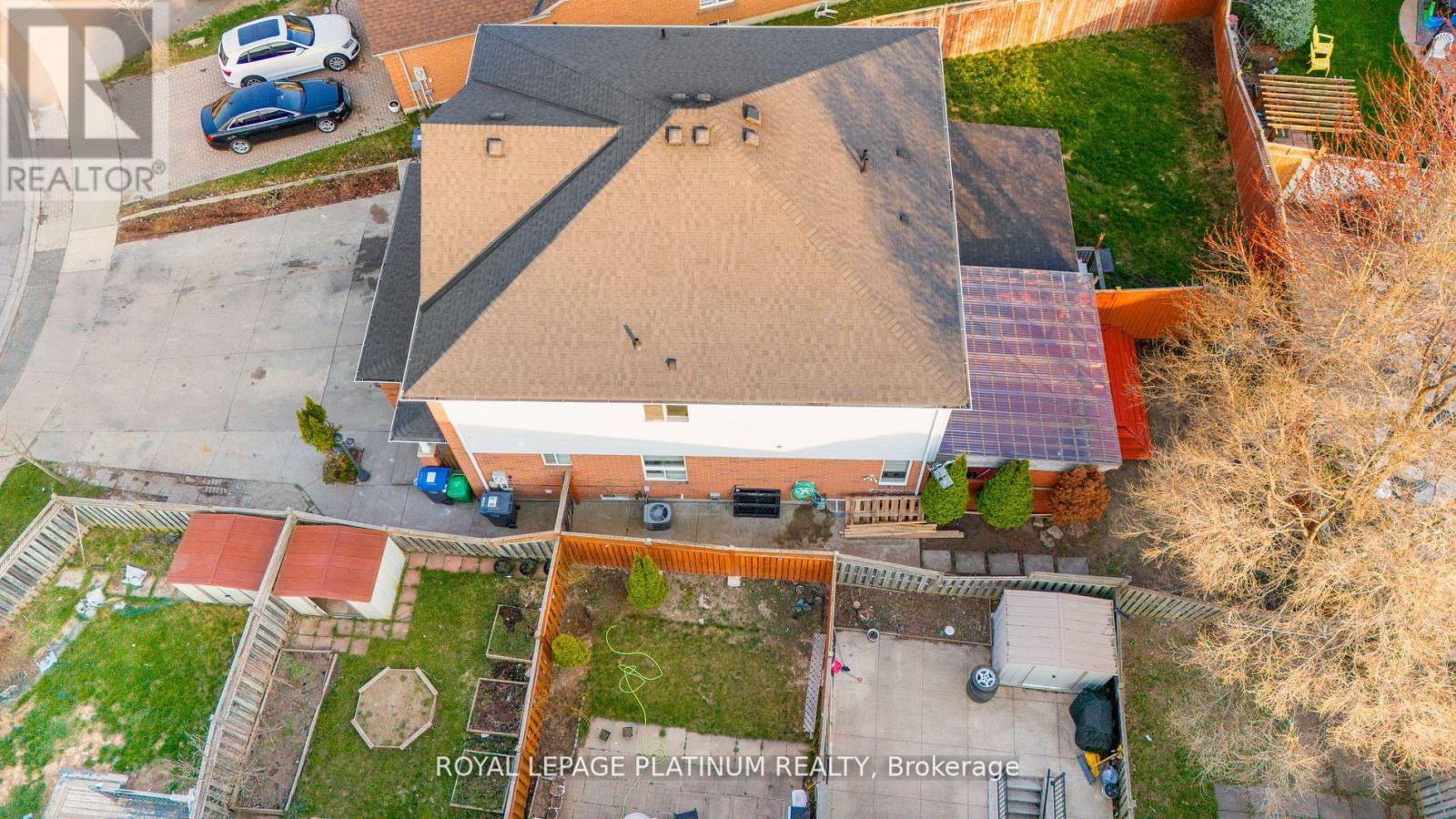 102 Bunchberry Way, Brampton (sandringham-wellington), Ontario