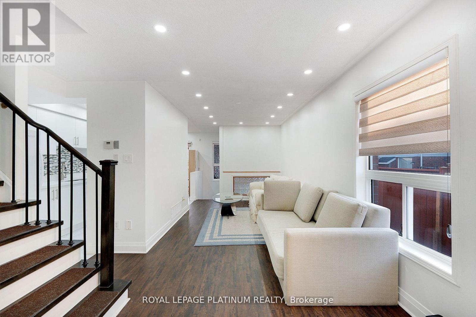 102 Bunchberry Way, Brampton (sandringham-wellington), Ontario