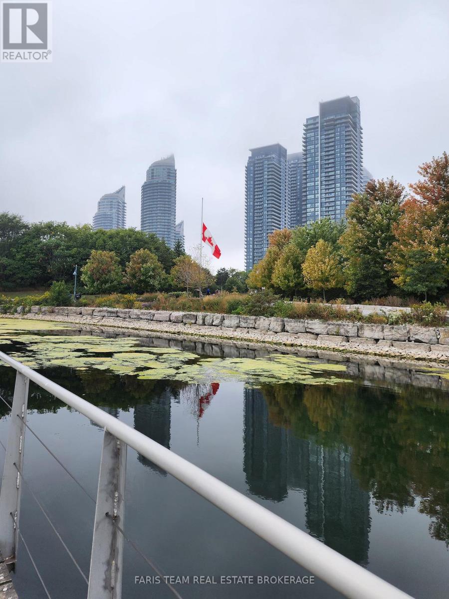 806 - 88 Palace Pier Court, Toronto (mimico), Ontario