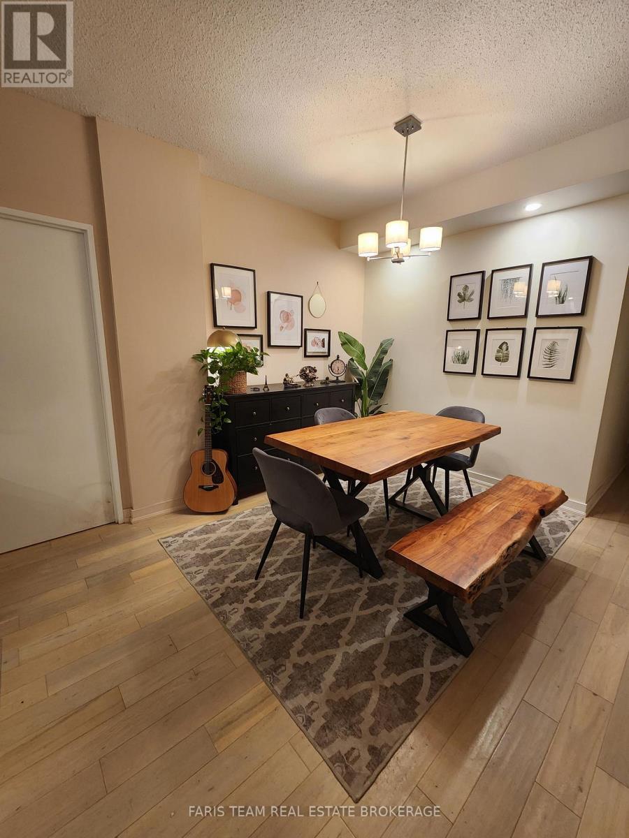 806 - 88 Palace Pier Court, Toronto (mimico), Ontario