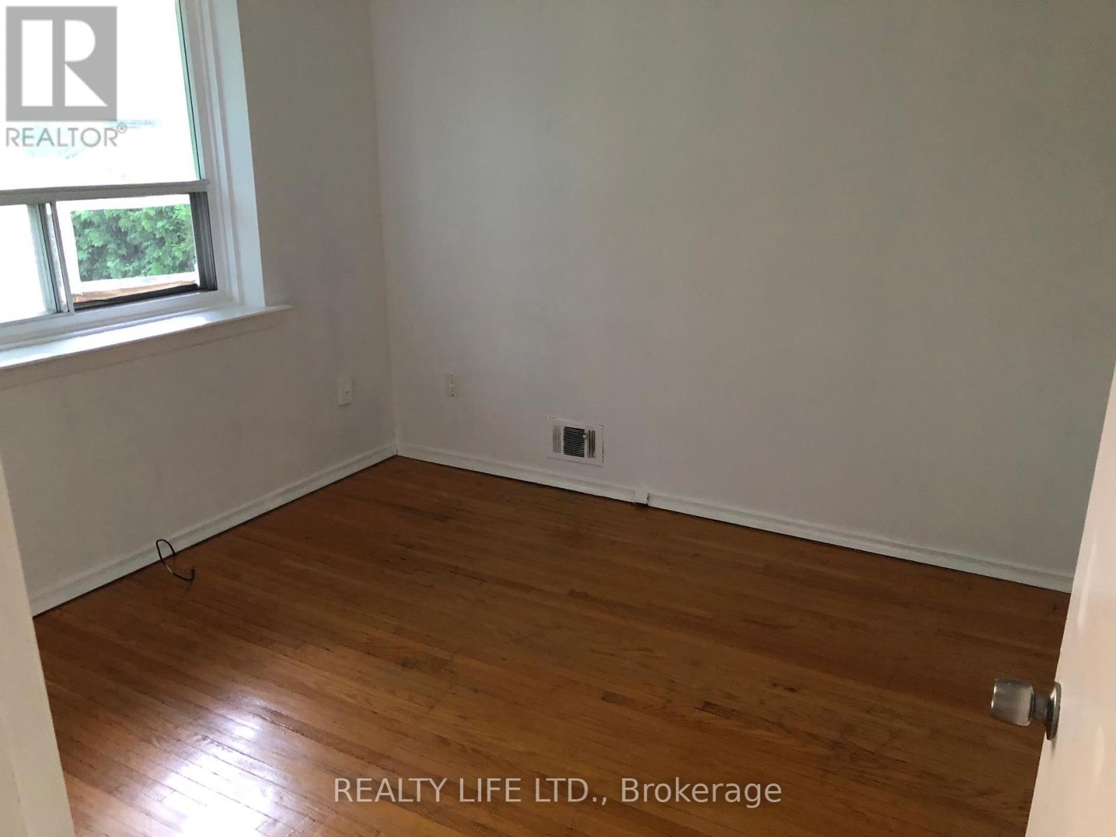 54 Garside Crescent, Toronto (brookhaven-amesbury), Ontario