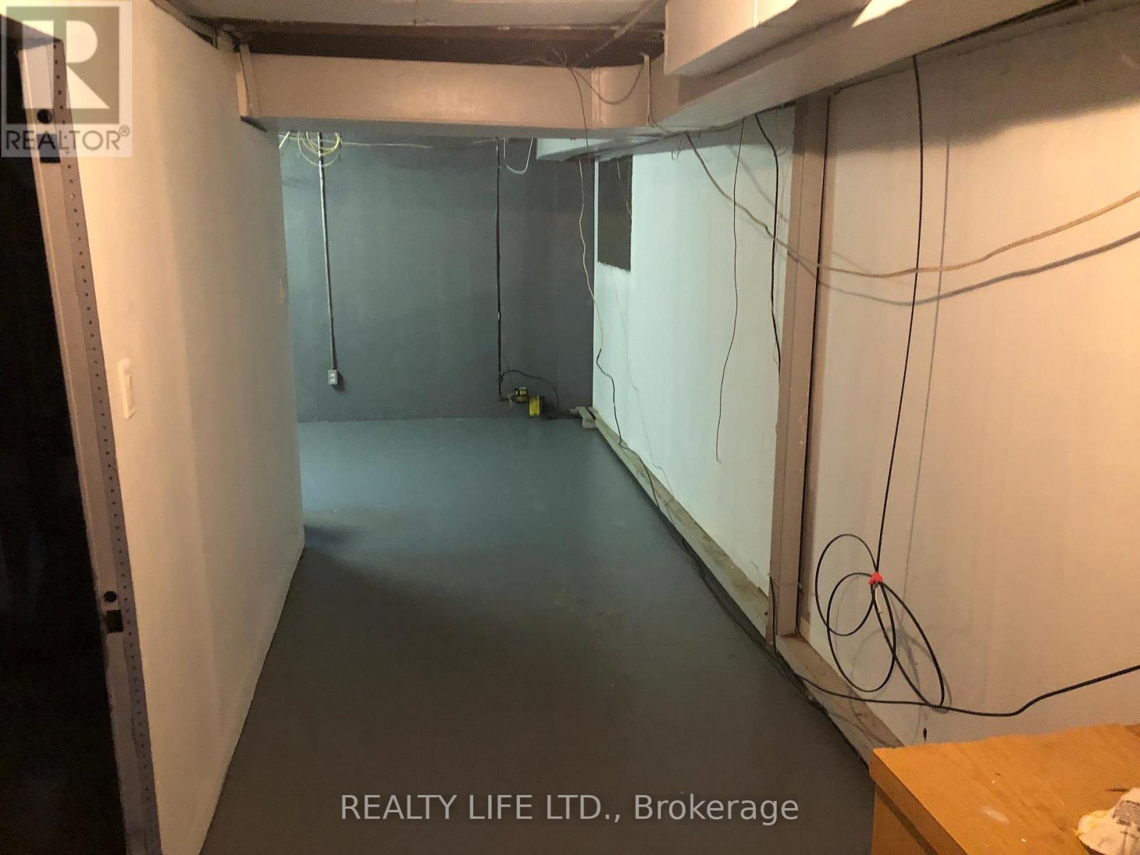 54 Garside Crescent, Toronto (brookhaven-amesbury), Ontario