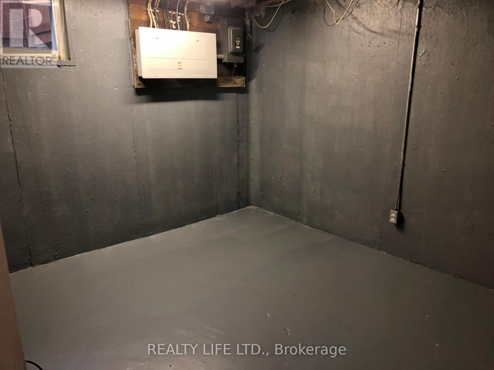 54 Garside Crescent, Toronto (brookhaven-amesbury), Ontario