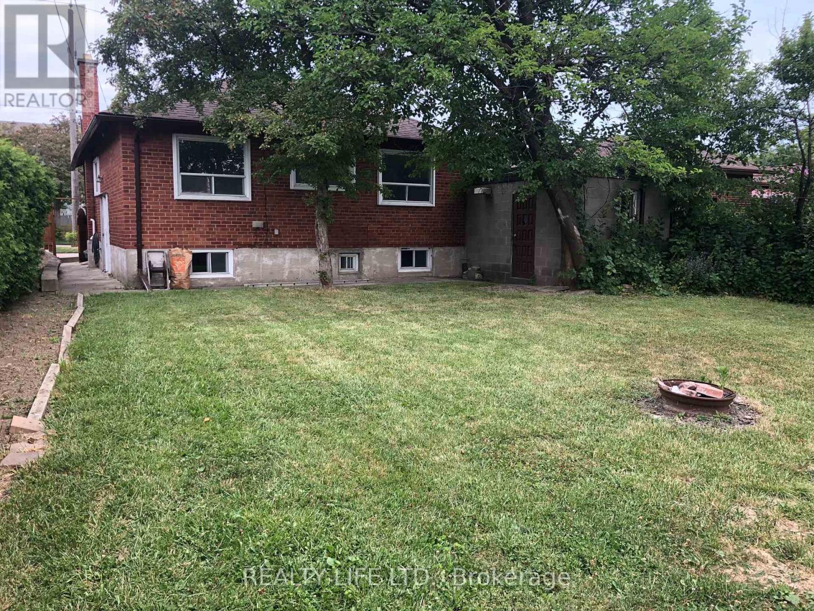 54 Garside Crescent, Toronto (brookhaven-amesbury), Ontario