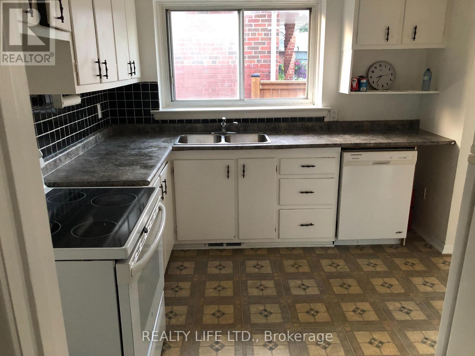 54 Garside Crescent, Toronto (brookhaven-amesbury), Ontario