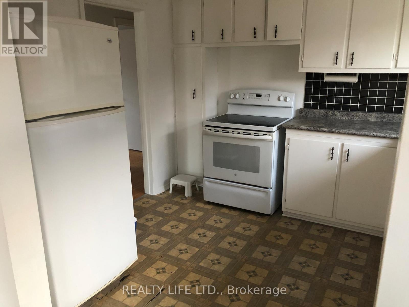 54 Garside Crescent, Toronto (brookhaven-amesbury), Ontario