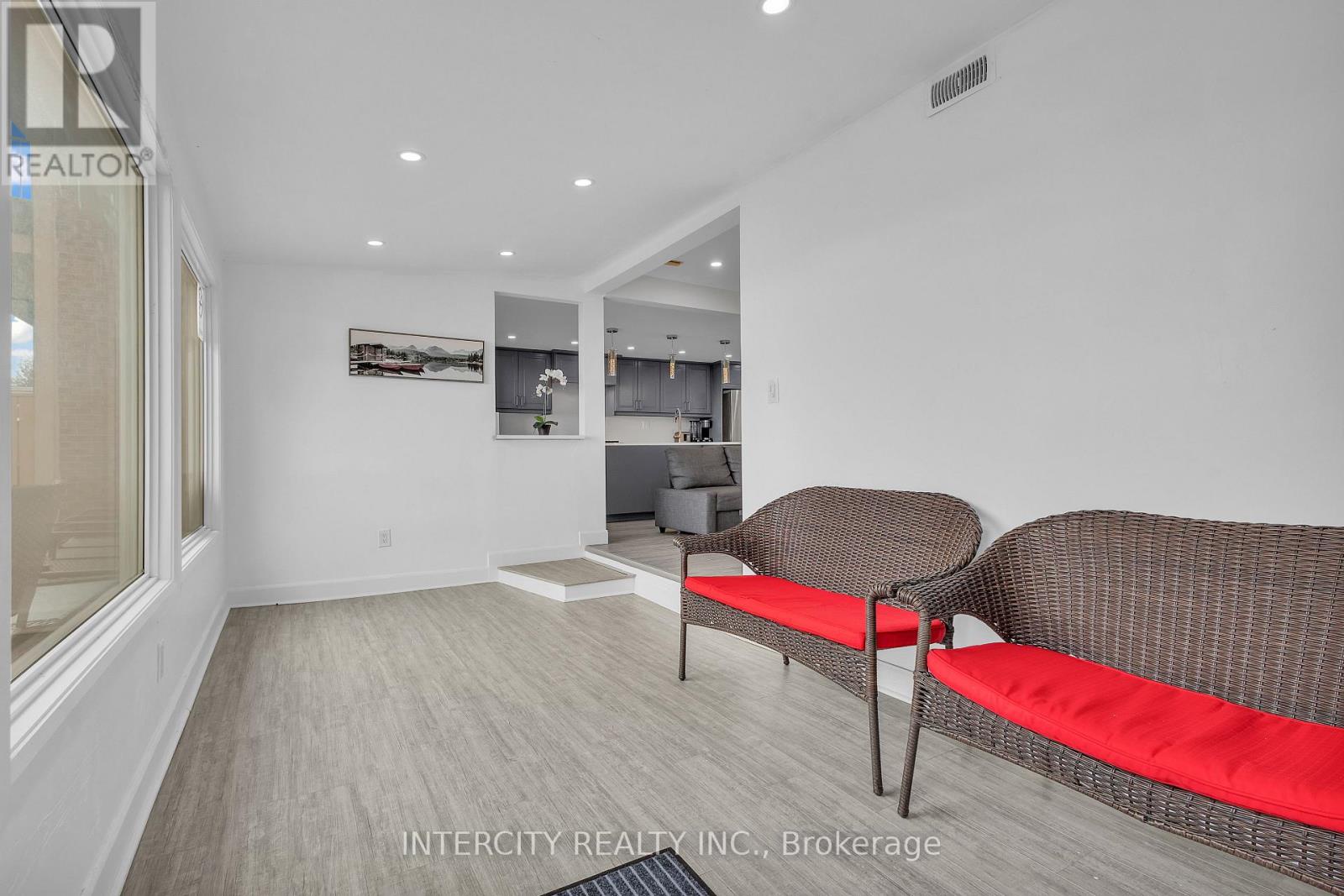 24 Trillium Avenue, Hamilton (winona Park), Ontario