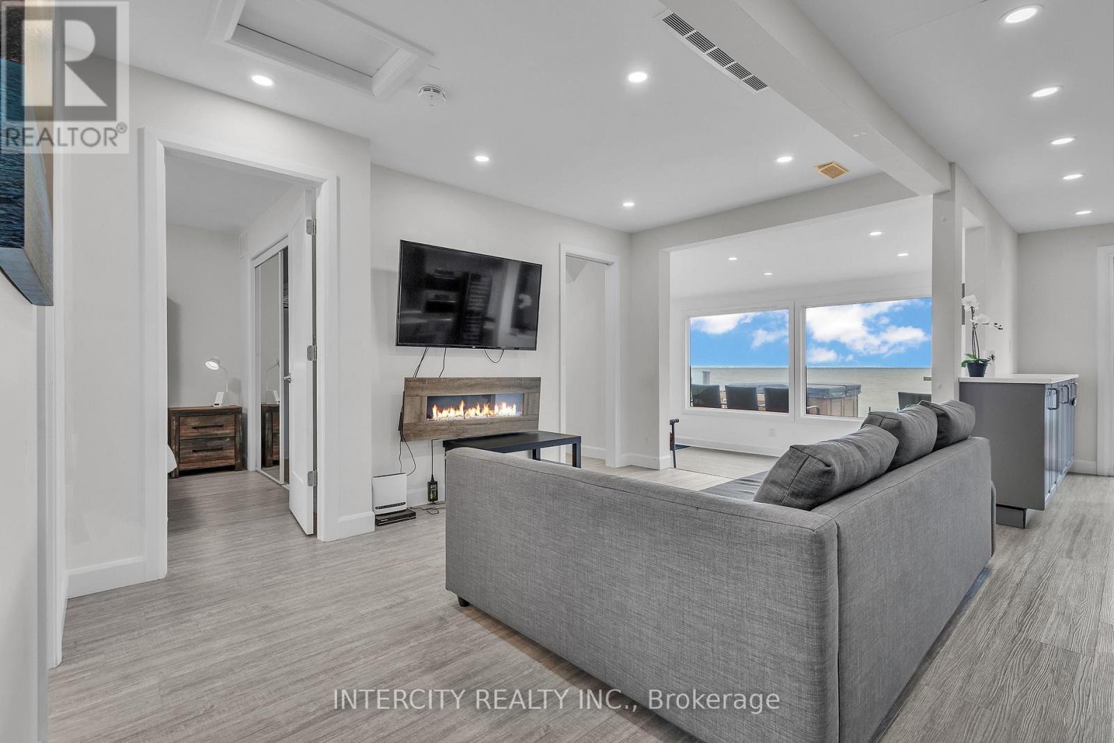 24 Trillium Avenue, Hamilton (winona Park), Ontario