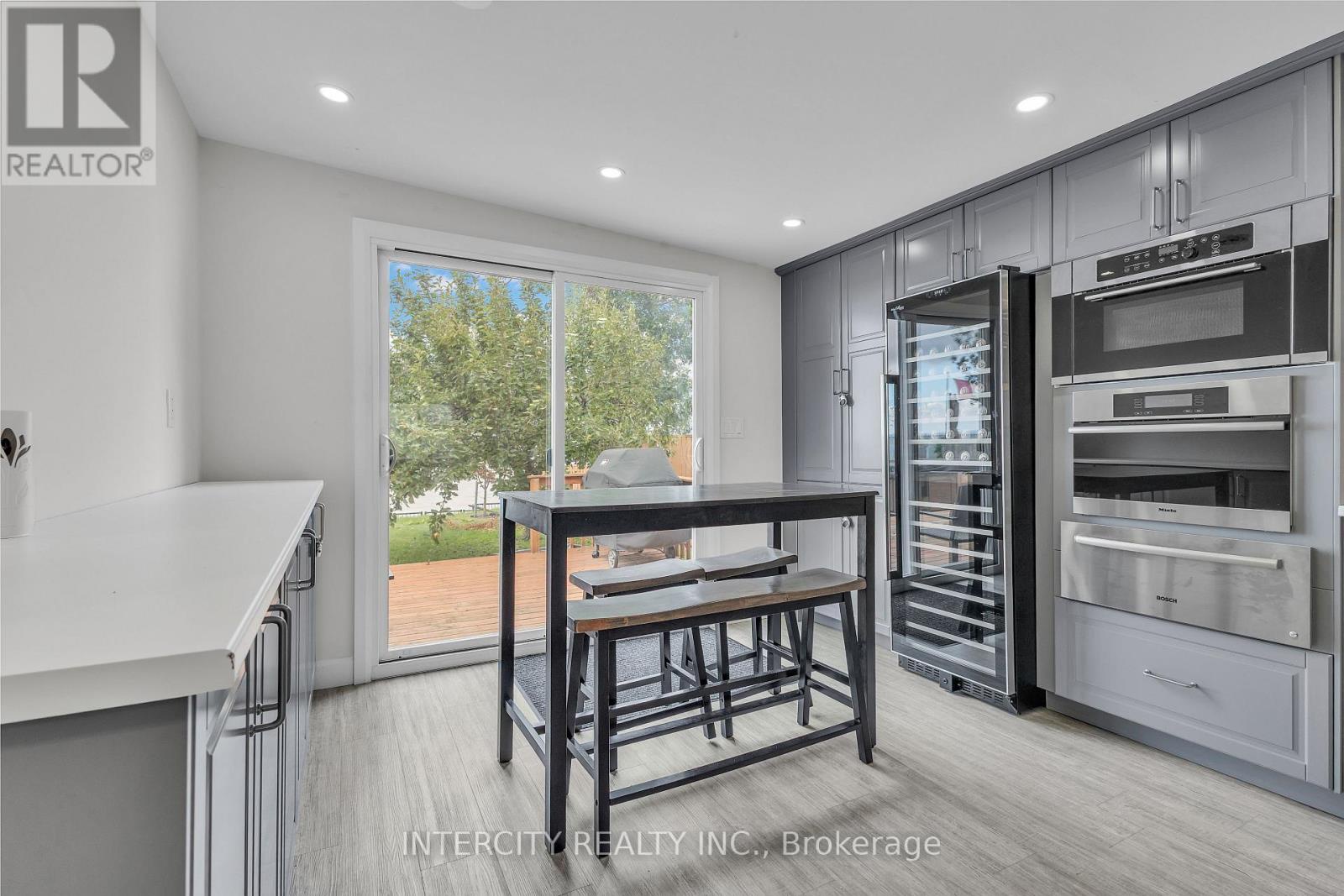 24 Trillium Avenue, Hamilton (winona Park), Ontario