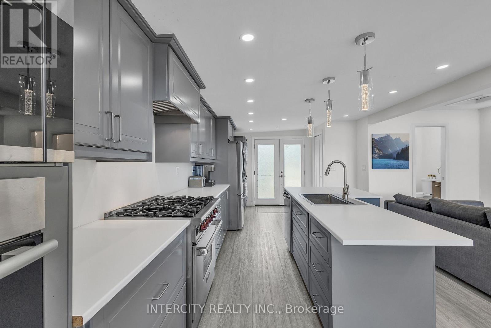 24 Trillium Avenue, Hamilton (winona Park), Ontario