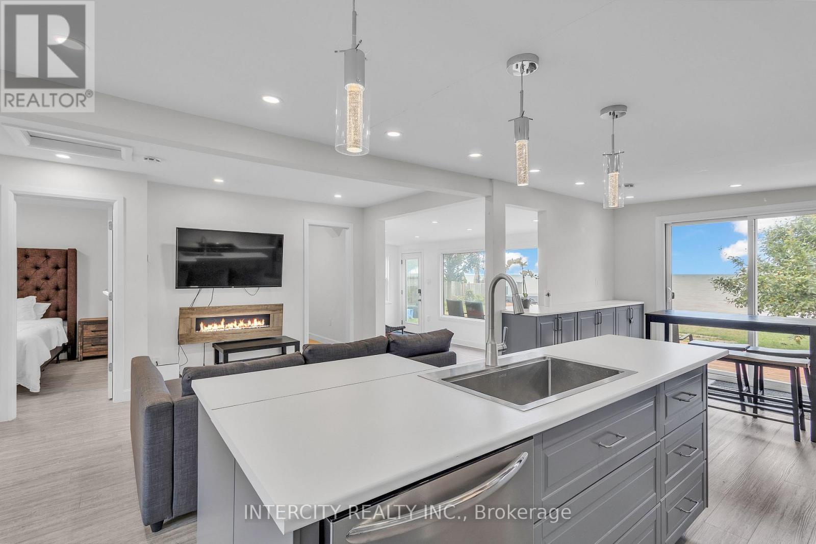 24 Trillium Avenue, Hamilton (winona Park), Ontario