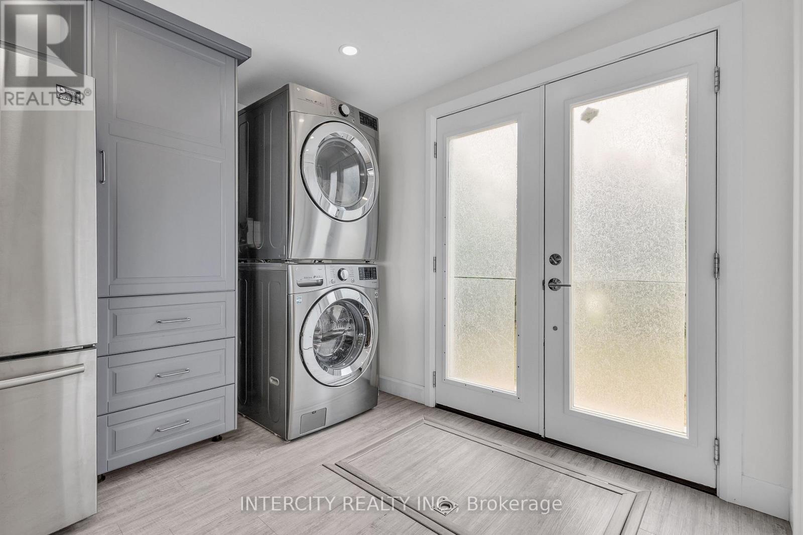 24 Trillium Avenue, Hamilton (winona Park), Ontario