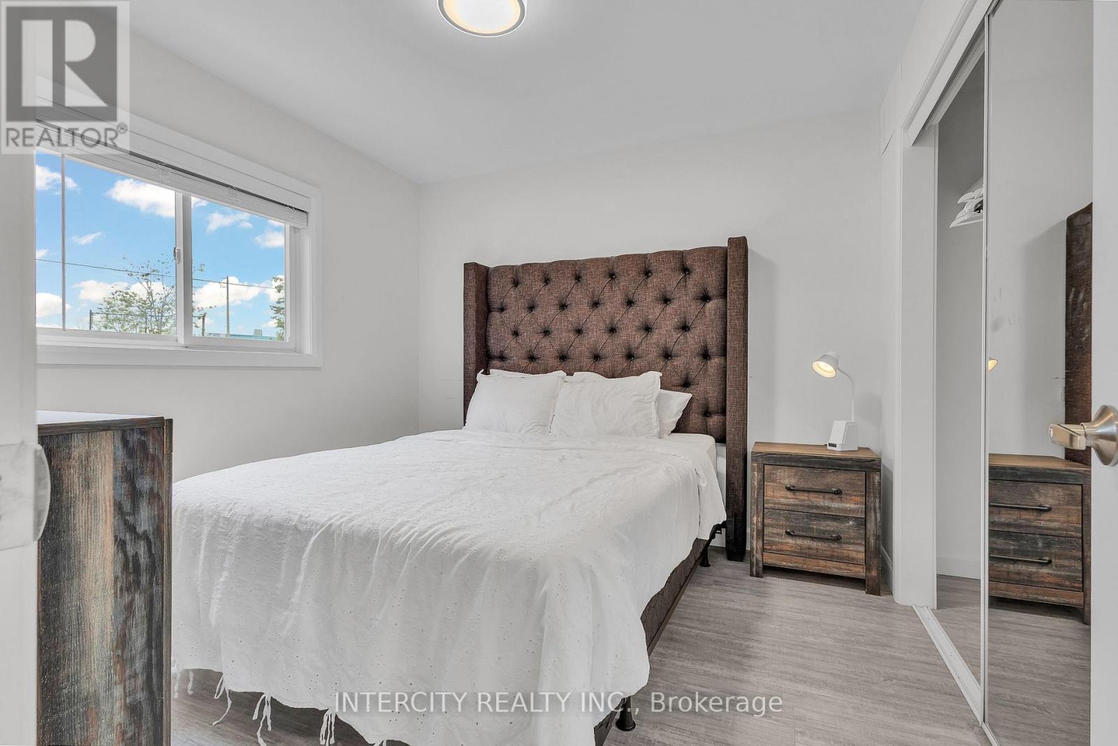 24 Trillium Avenue, Hamilton (winona Park), Ontario