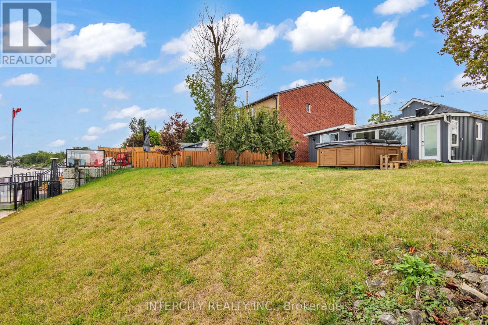 24 Trillium Avenue, Hamilton (winona Park), Ontario