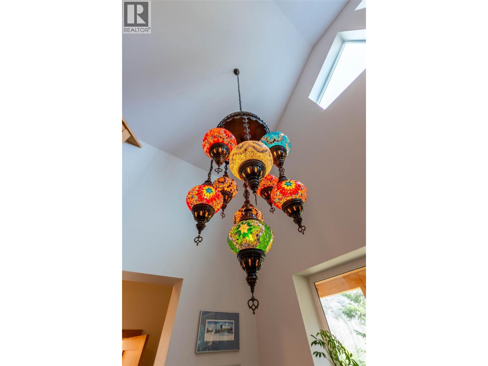 8774 6 Highway, Salmo, British Columbia