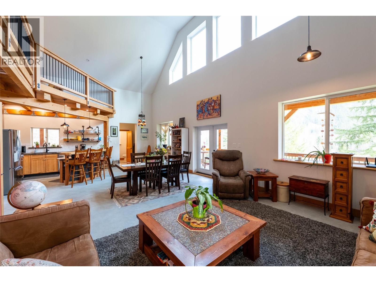 8774 6 Highway, Salmo, British Columbia