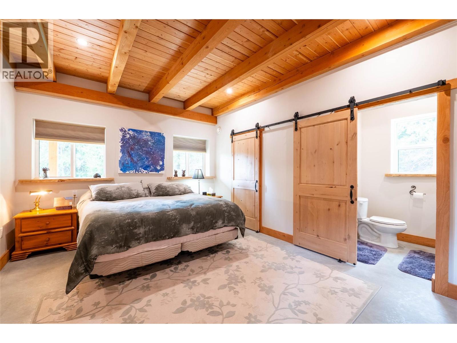 8774 6 Highway, Salmo, British Columbia