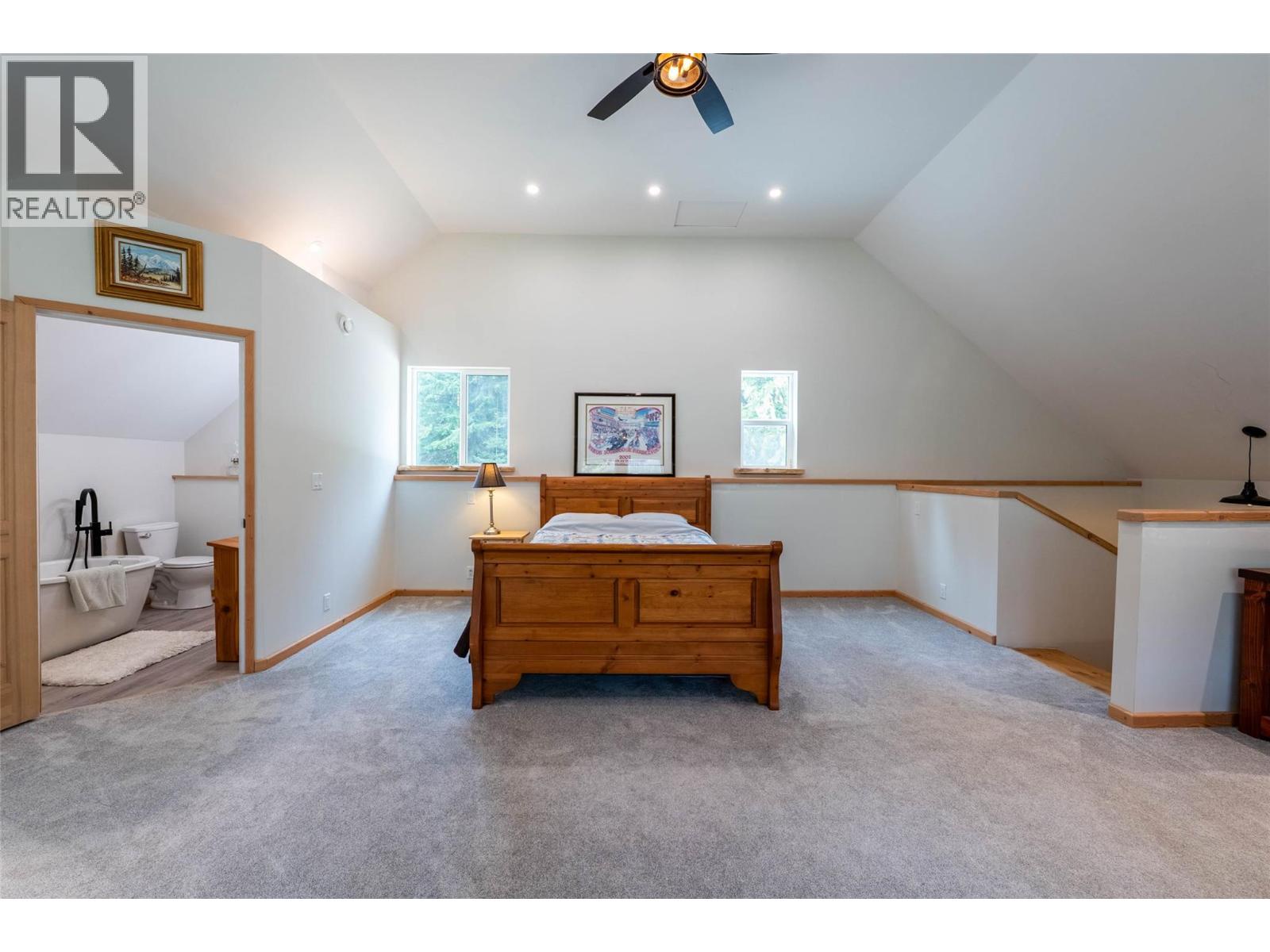 8774 6 Highway, Salmo, British Columbia