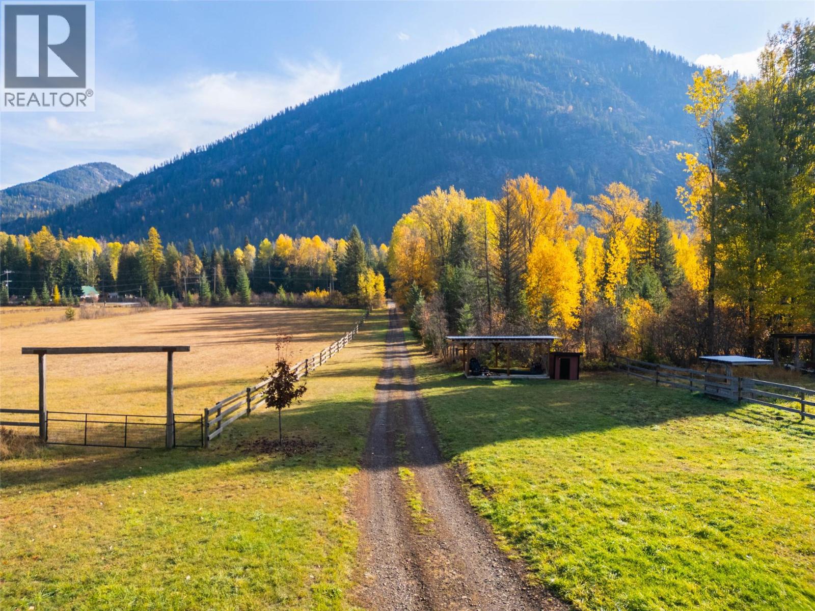 8774 6 Highway, Salmo, British Columbia