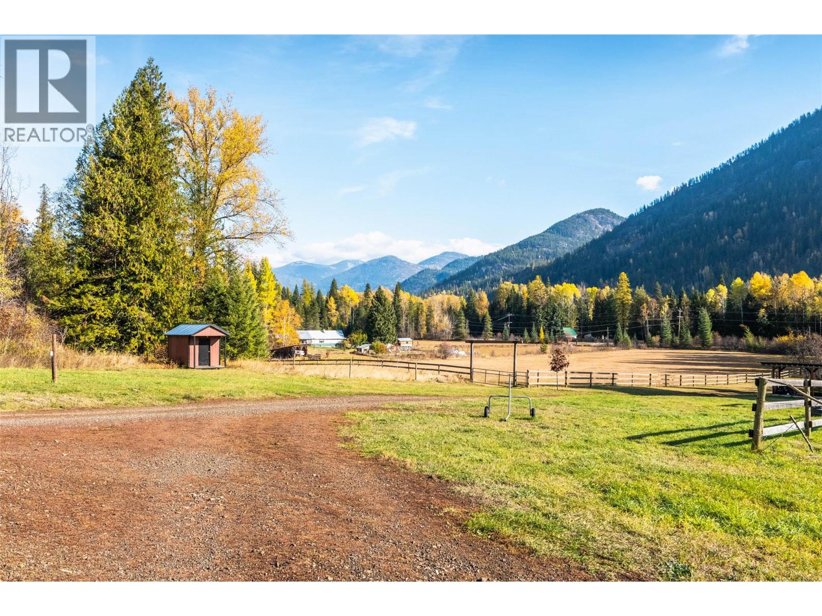 8774 6 Highway, Salmo, British Columbia