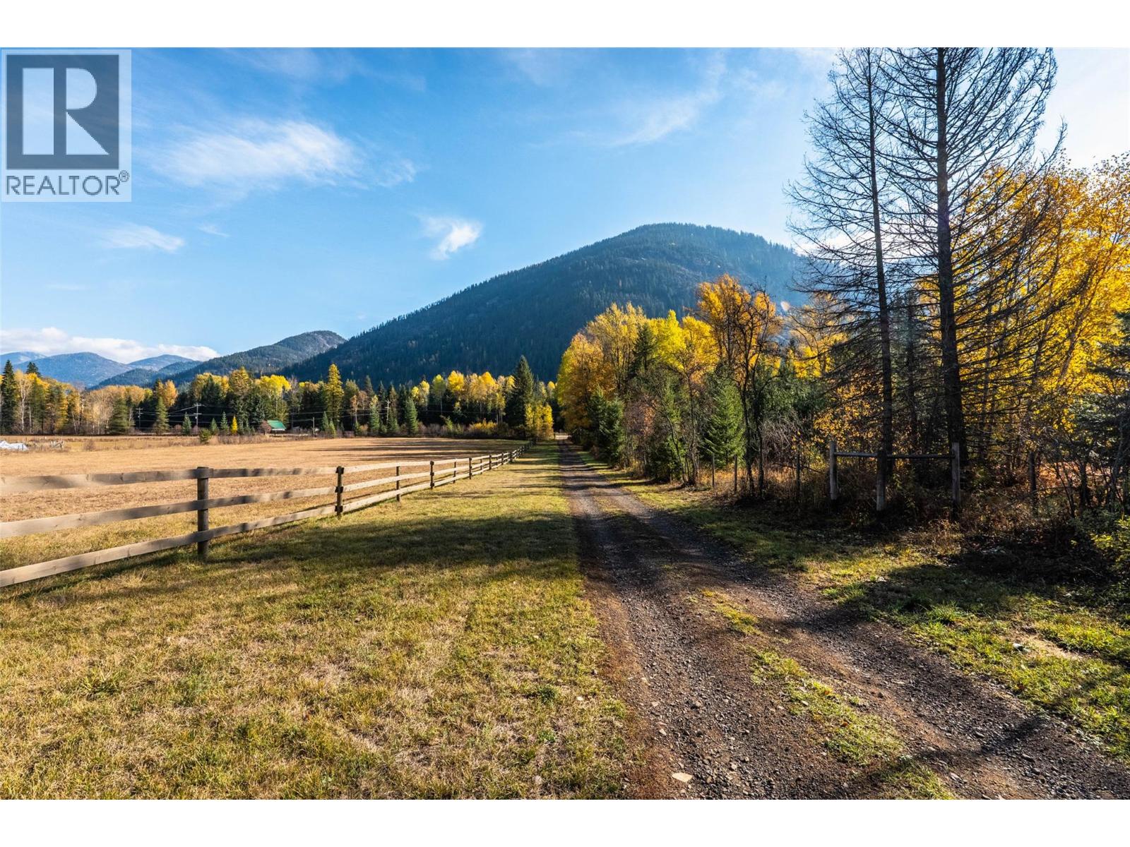 8774 6 Highway, Salmo, British Columbia