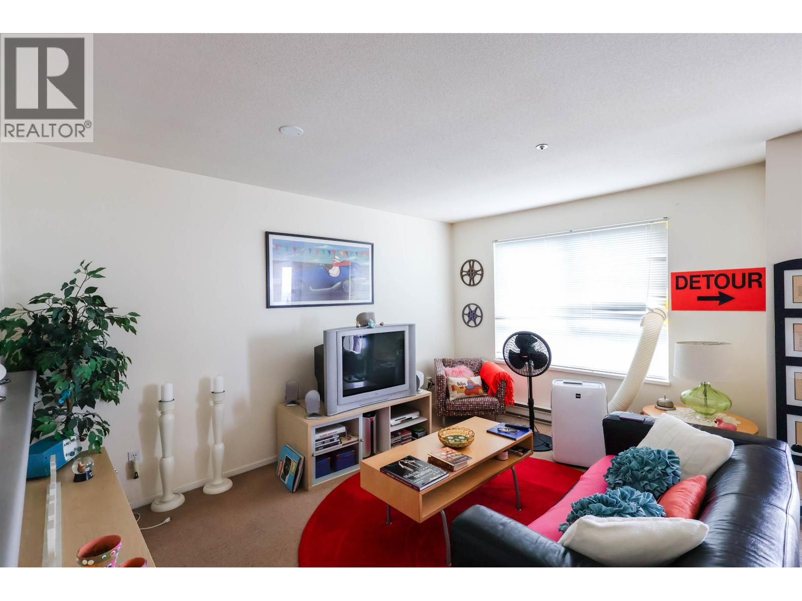 206 723 Twelfth Street, New Westminster, British Columbia