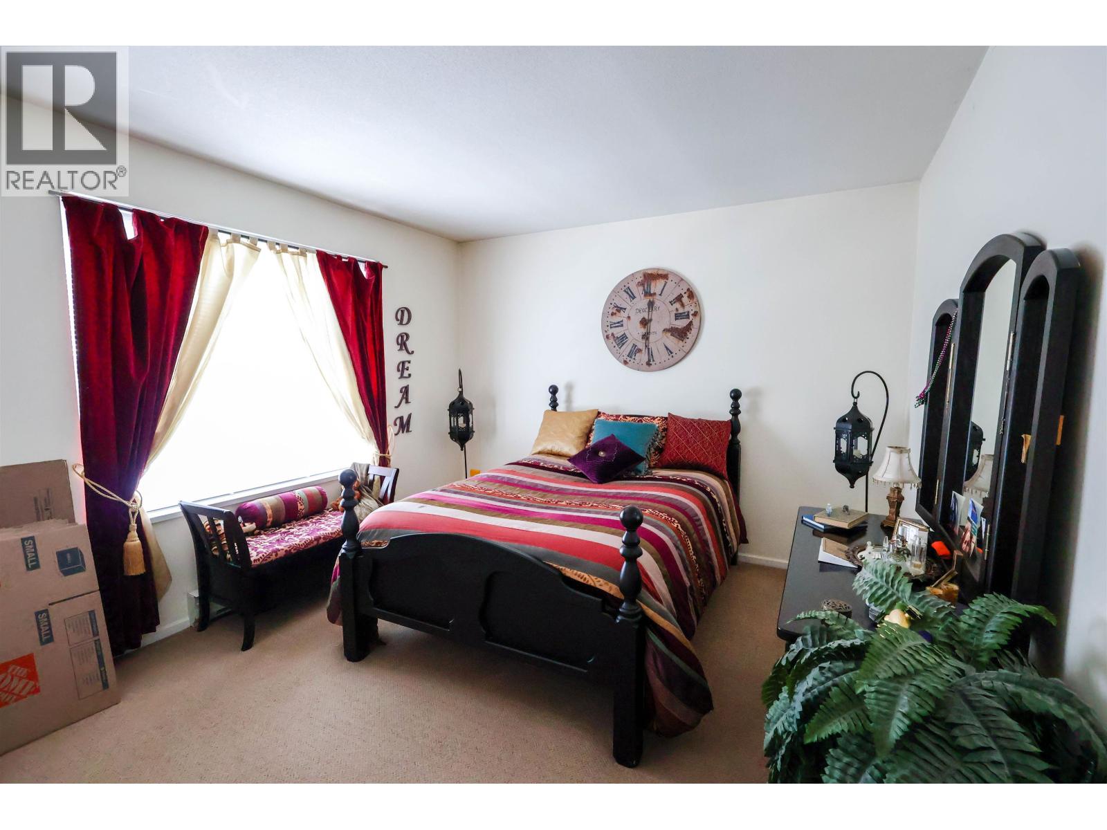 206 723 Twelfth Street, New Westminster, British Columbia