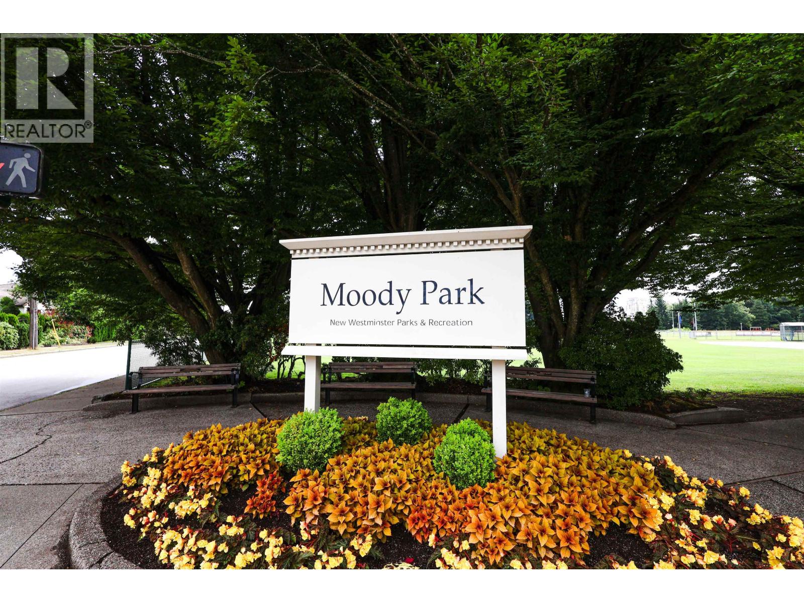 205 723 Twelfth Street, New Westminster, British Columbia