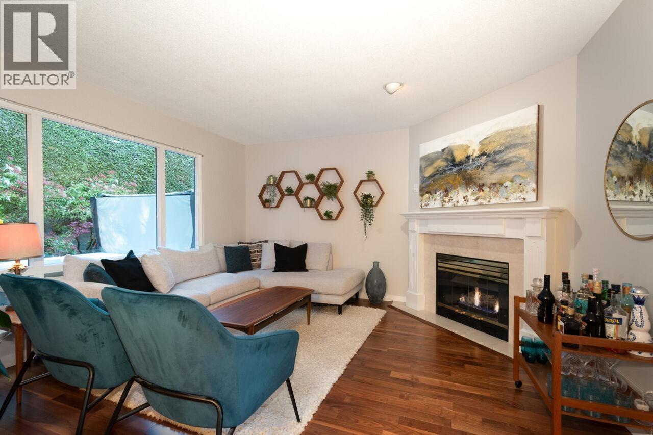 1 181 Ravine Drive, Port Moody, British Columbia