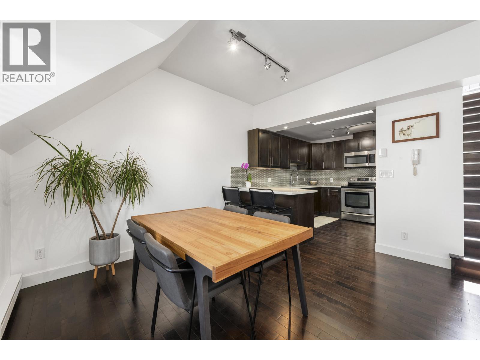 1858 W 1st Avenue, Vancouver, British Columbia