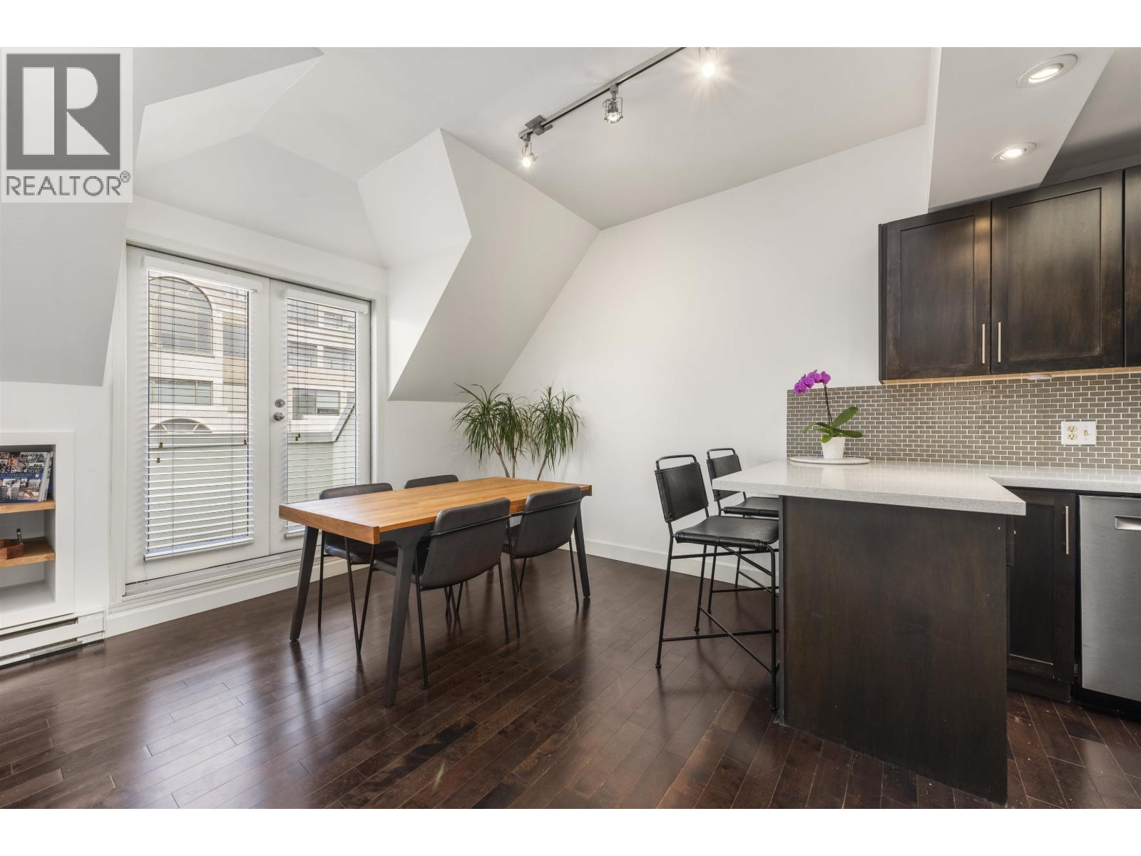 1858 W 1st Avenue, Vancouver, British Columbia