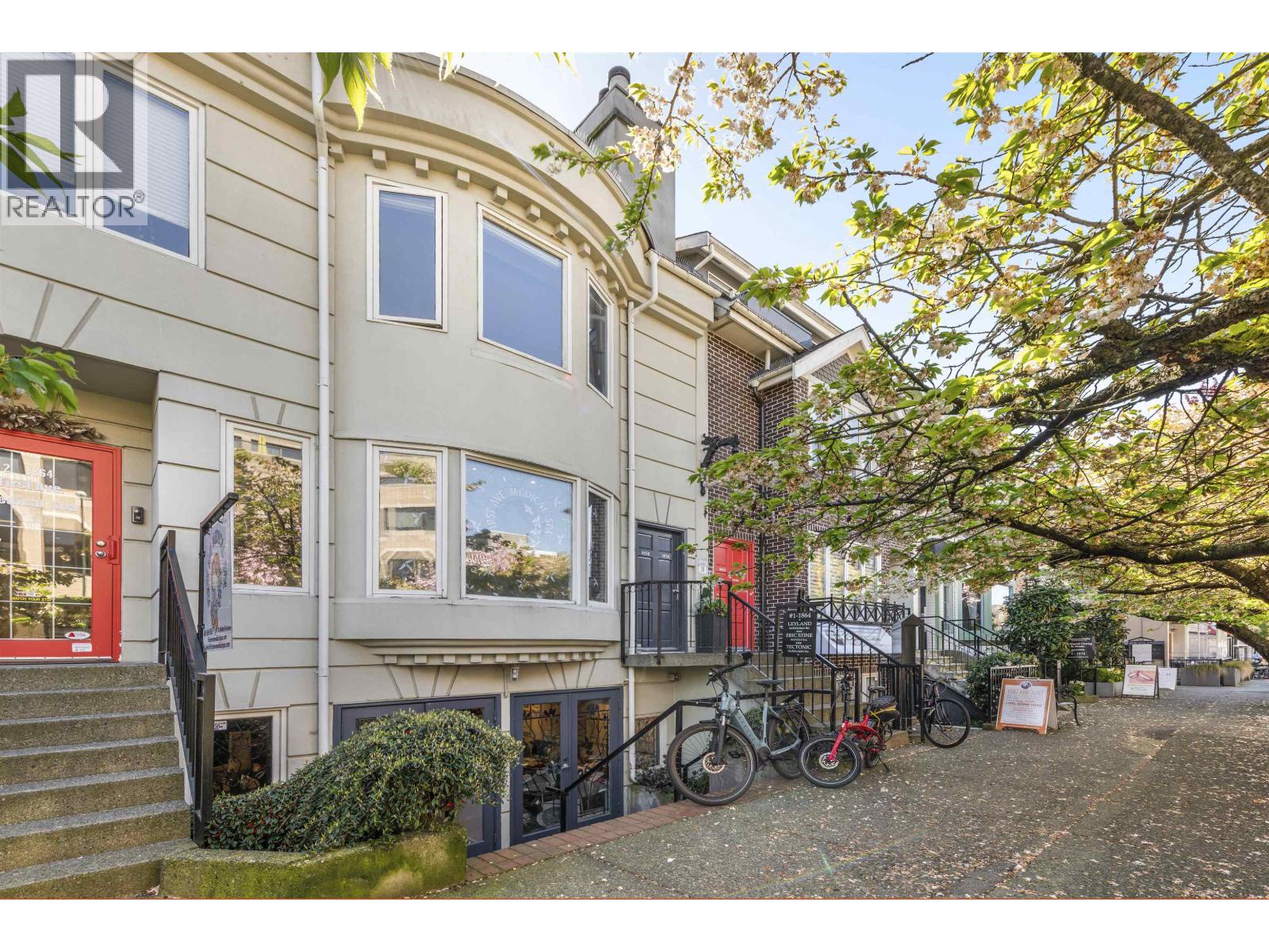 1858 W 1st Avenue, Vancouver, British Columbia
