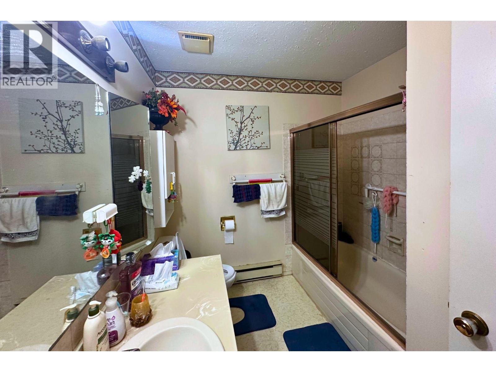 1456 Springfield Road, Kelowna, British Columbia