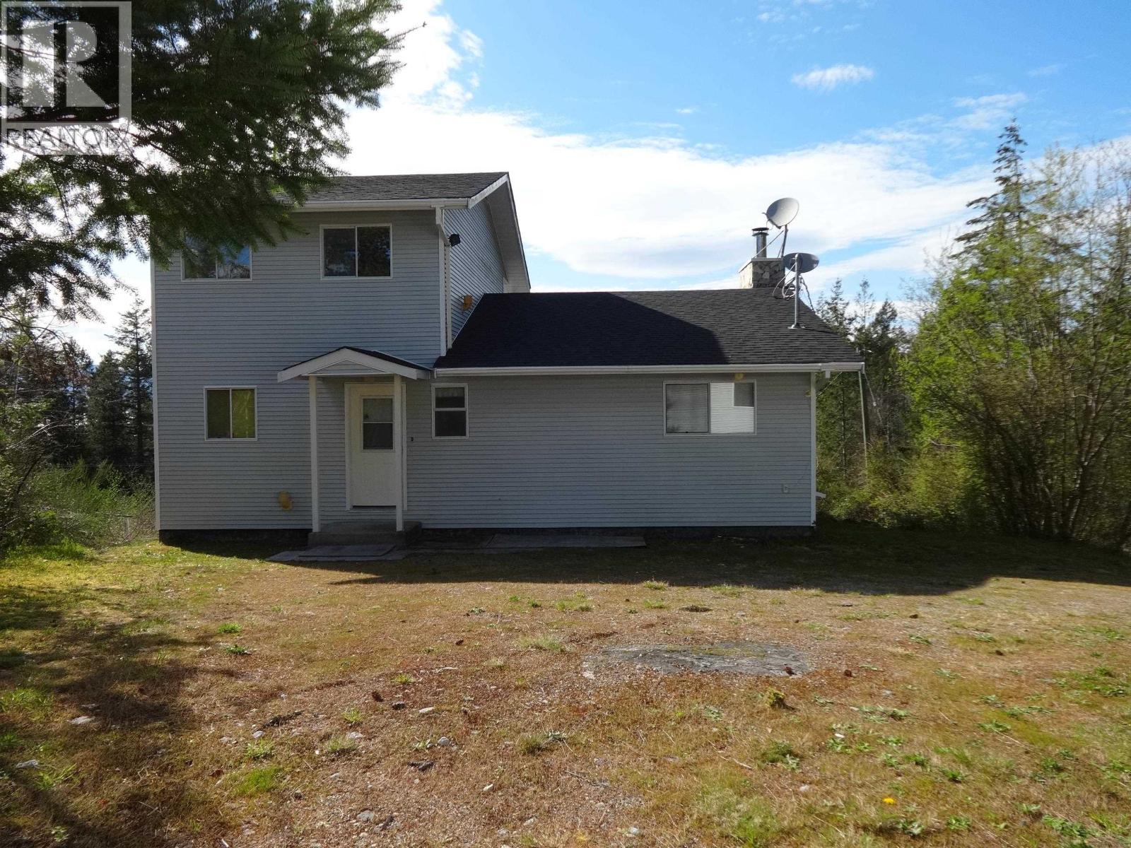11682 Sunshine Coast Highway, Madeira Park, British Columbia