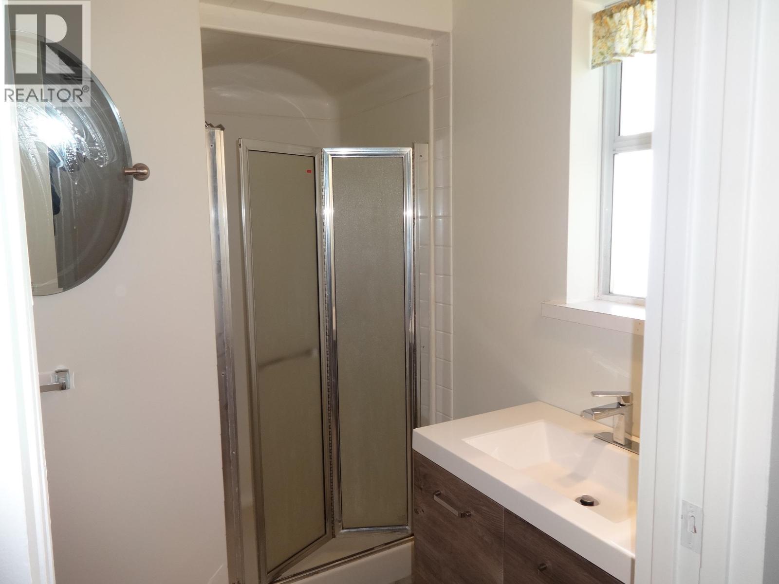 11682 Sunshine Coast Highway, Madeira Park, British Columbia