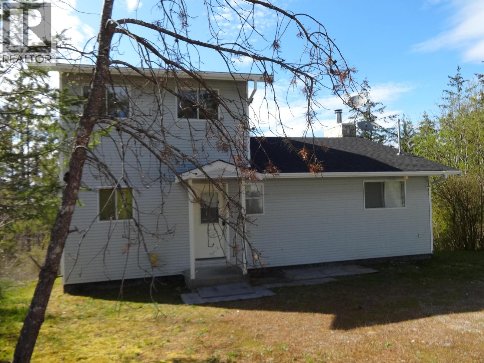 11682 Sunshine Coast Highway, Madeira Park, British Columbia