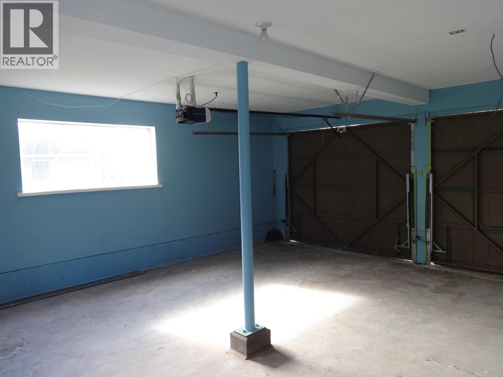 11682 Sunshine Coast Highway, Madeira Park, British Columbia