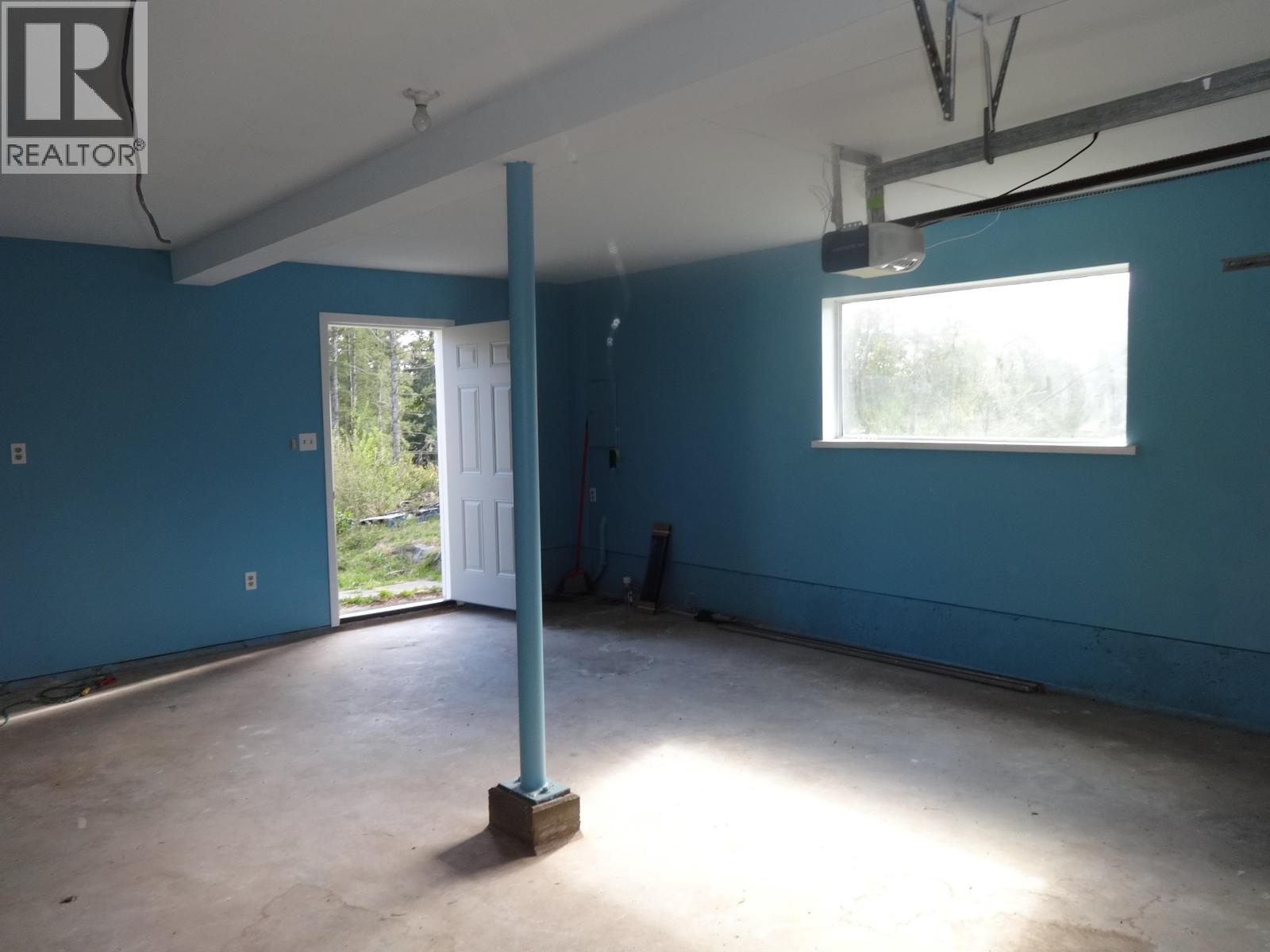 11682 Sunshine Coast Highway, Madeira Park, British Columbia