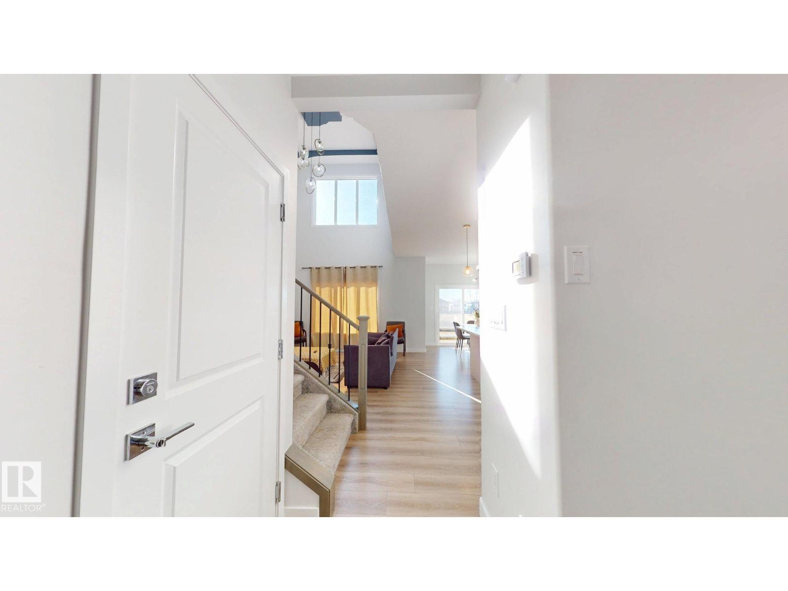 3027 200 St Nw, Edmonton, Alberta