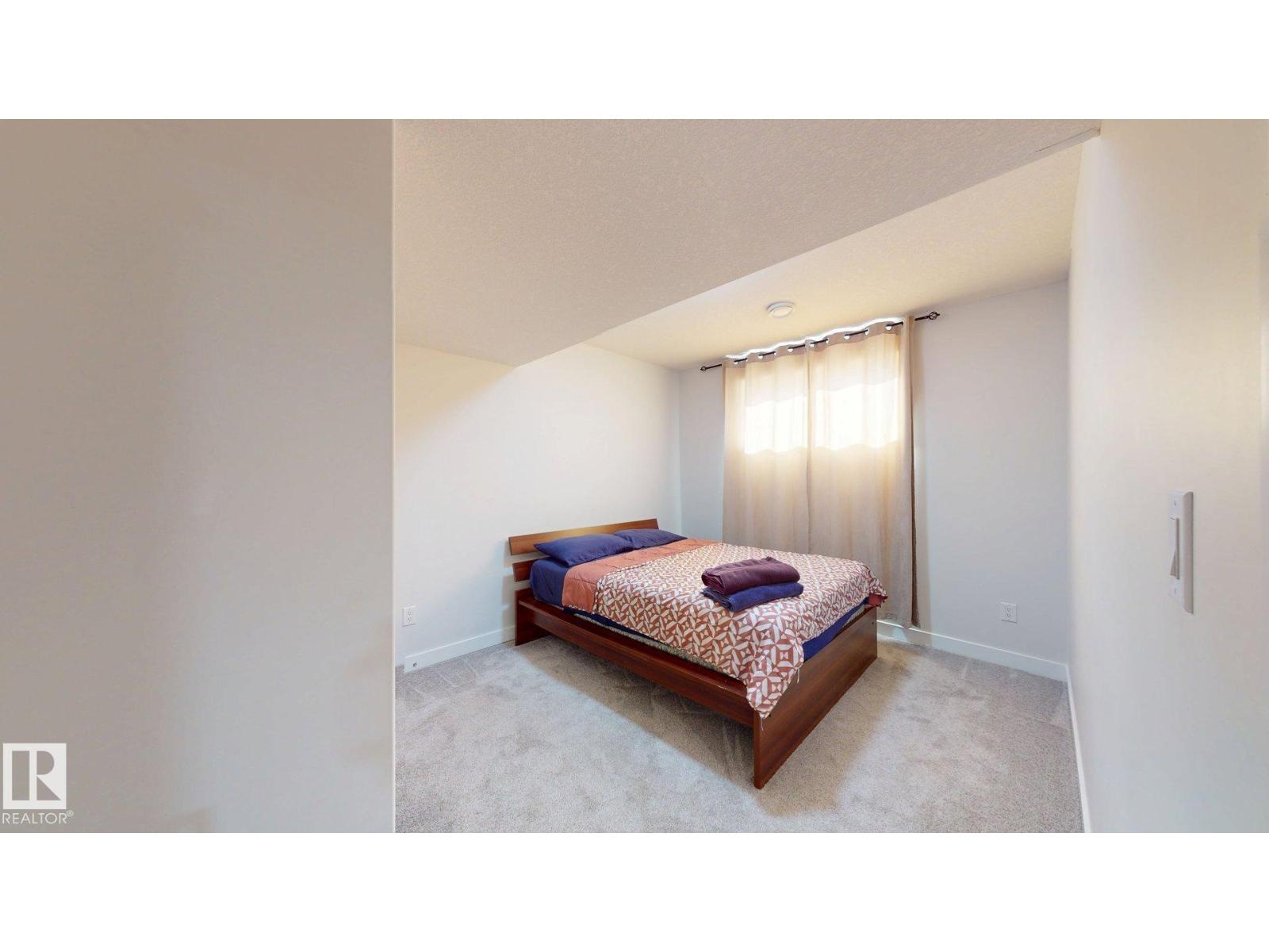 3027 200 St Nw, Edmonton, Alberta