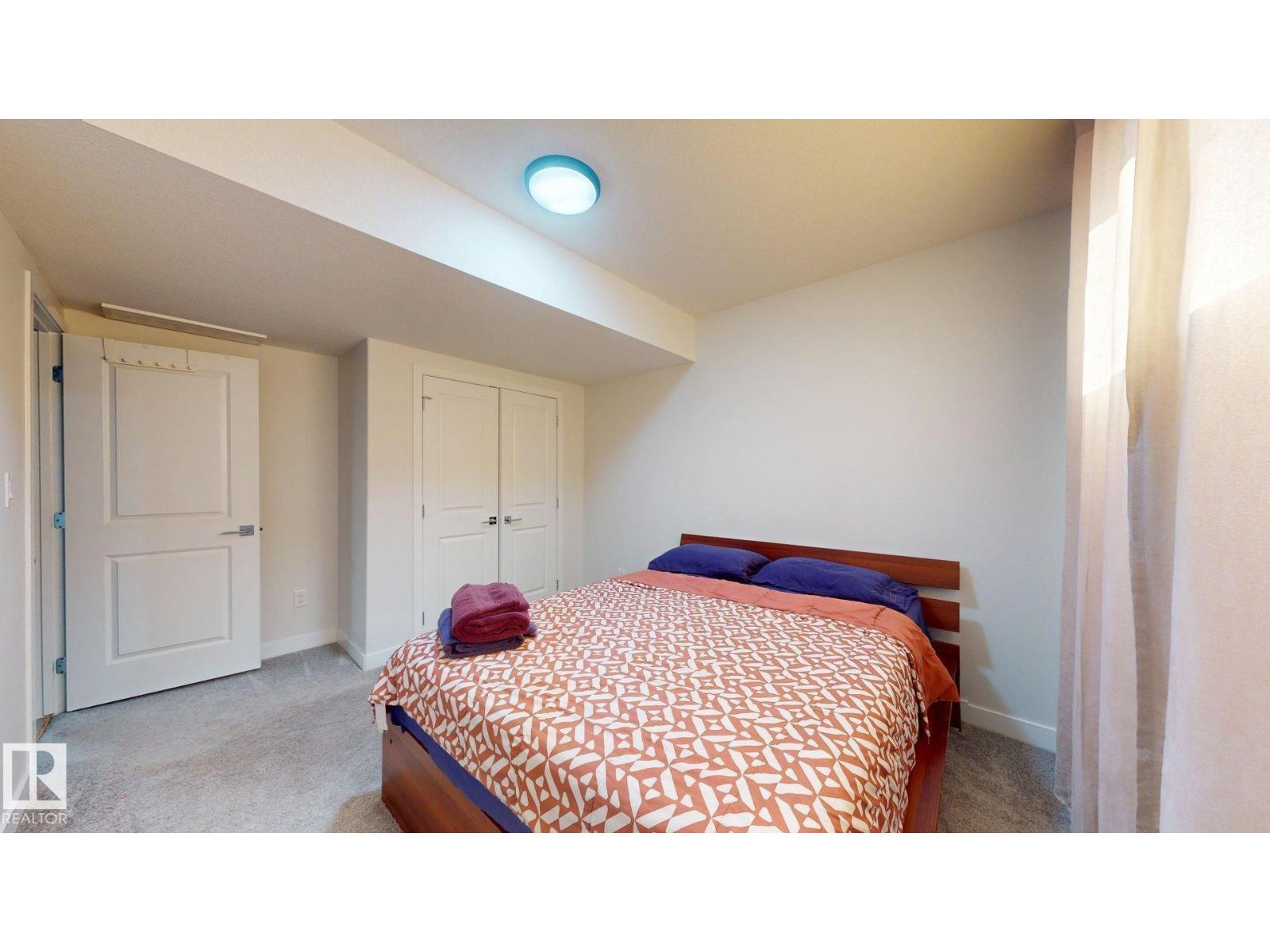 3027 200 St Nw, Edmonton, Alberta