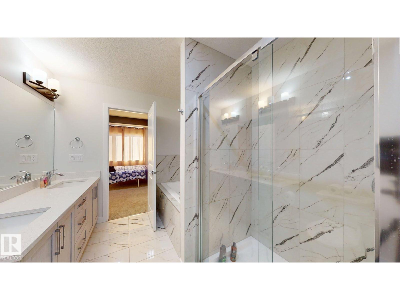 3027 200 St Nw, Edmonton, Alberta