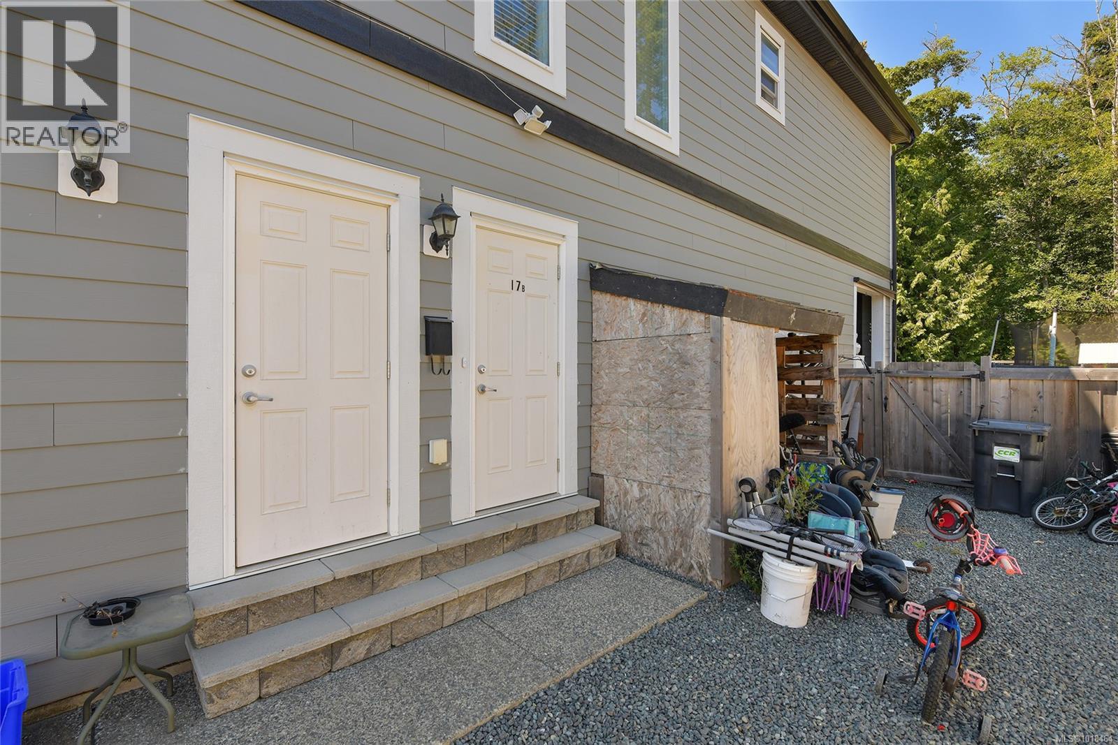 17 Saanich Ridge Dr, Central Saanich, British Columbia