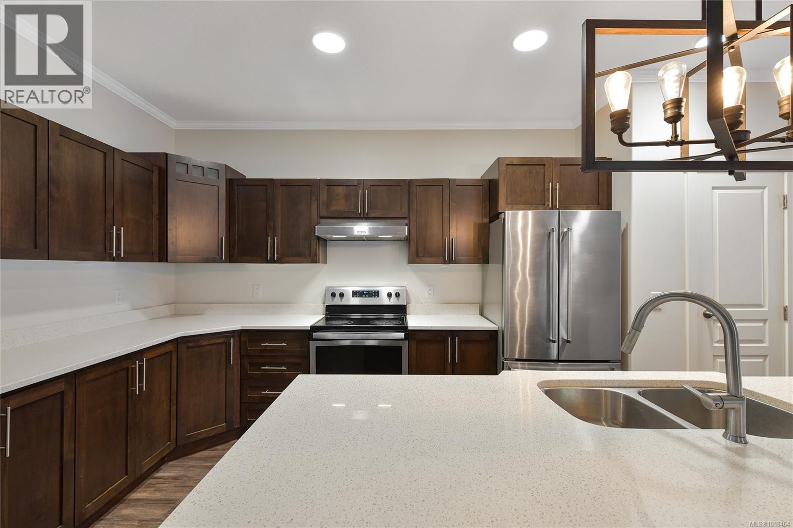 17 Saanich Ridge Dr, Central Saanich, British Columbia