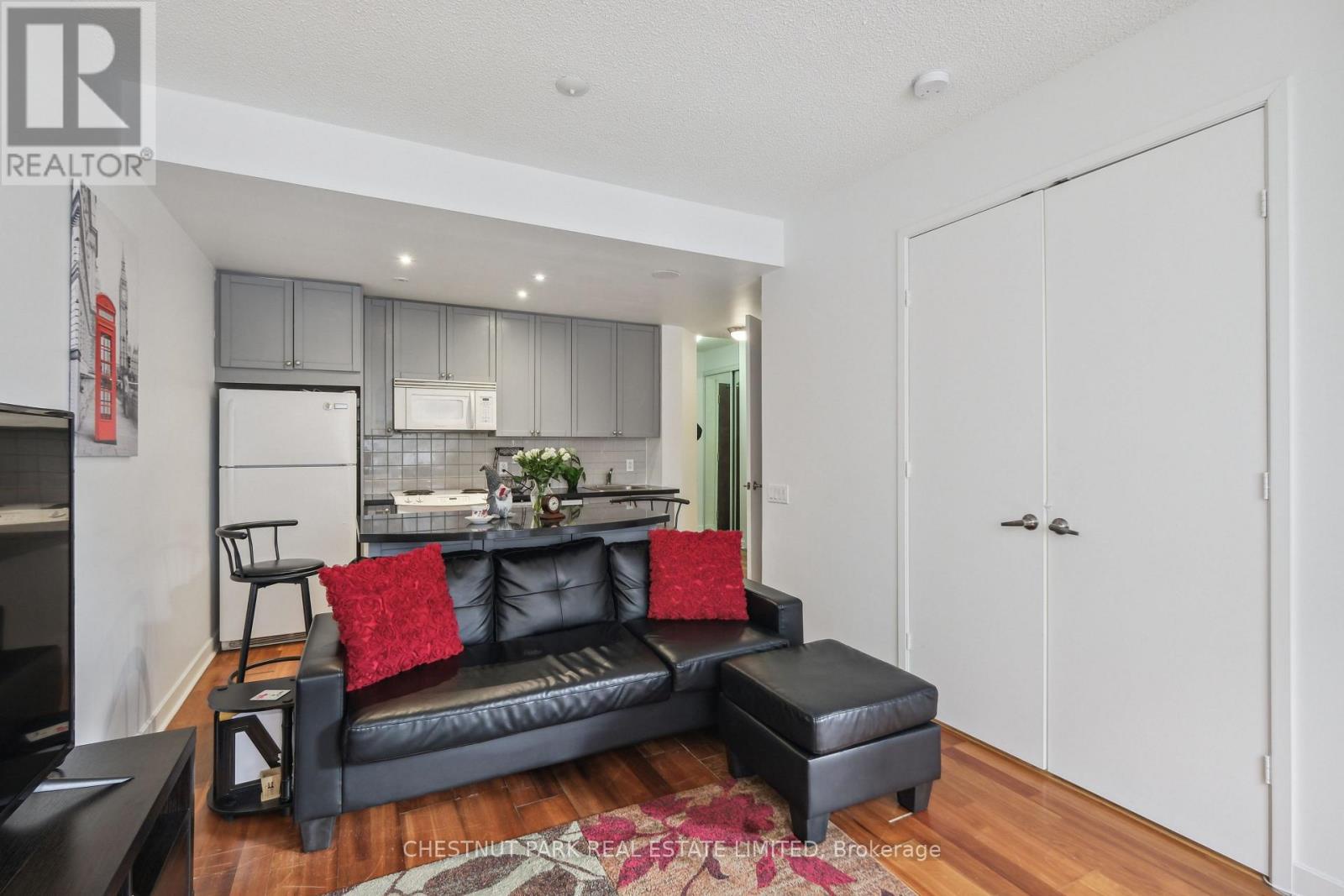 1014 - 85 Bloor Street E, Toronto (church-yonge Corridor), Ontario