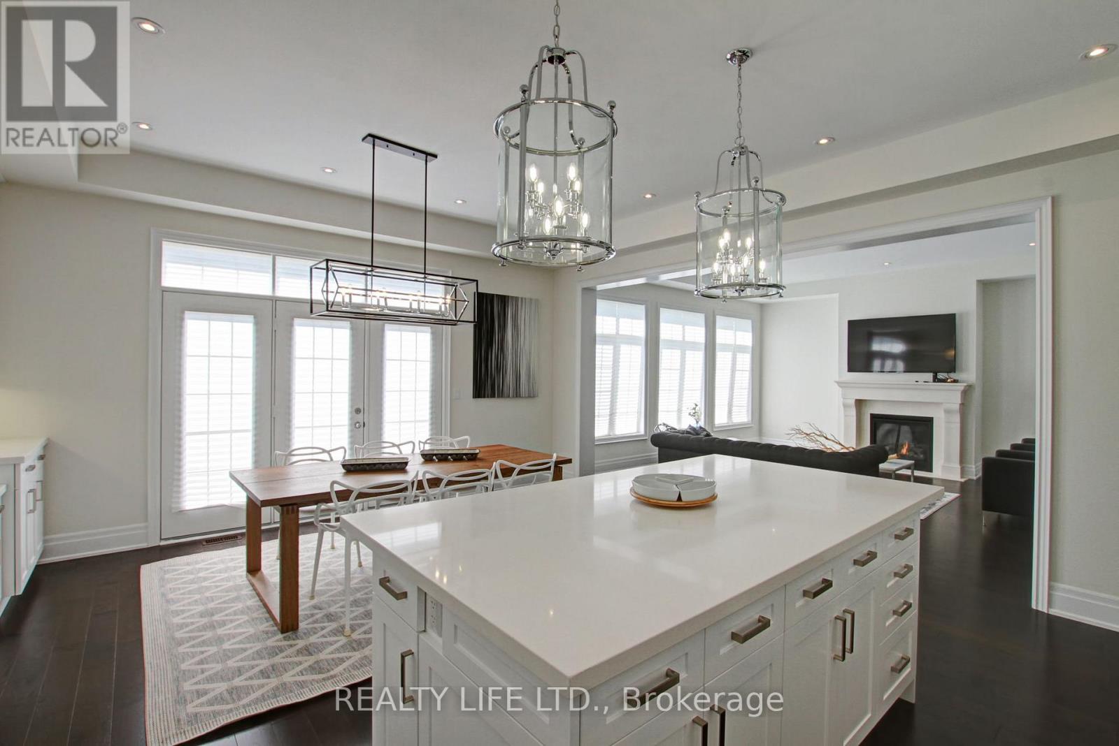 3140 Daniel Way, Oakville (go Glenorchy), Ontario