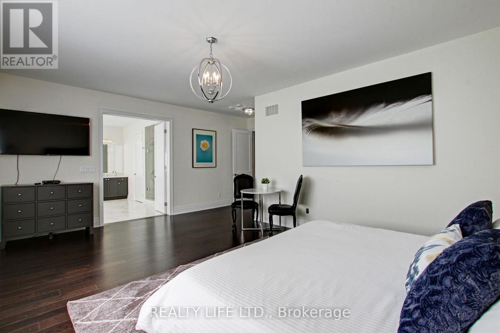 3140 Daniel Way, Oakville (go Glenorchy), Ontario