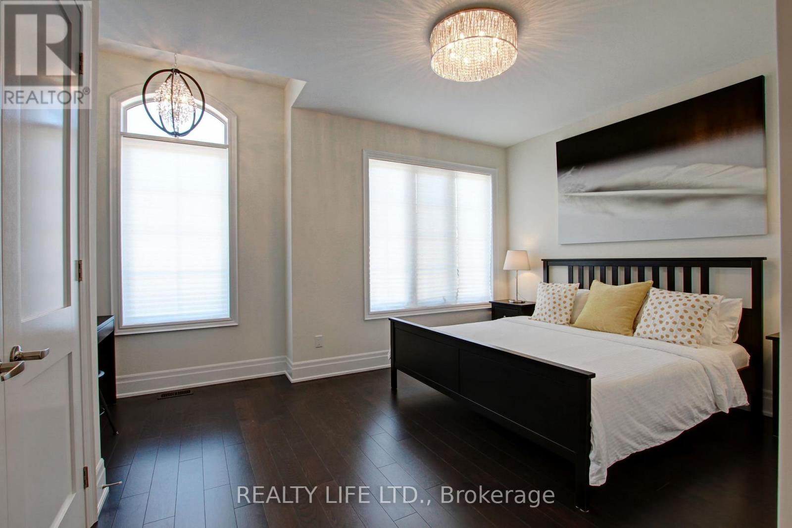 3140 Daniel Way, Oakville (go Glenorchy), Ontario